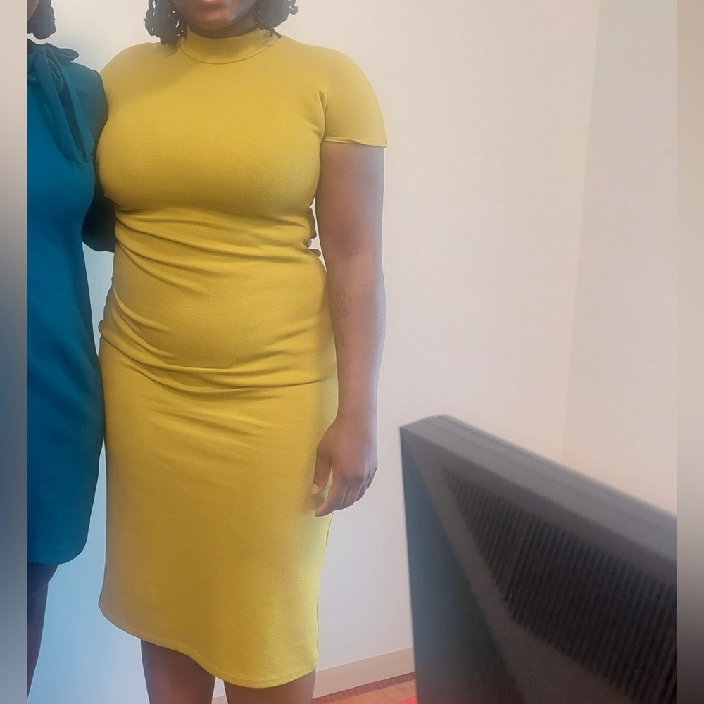 Maternity-Friendly Outfits! - Picture 11 of 11